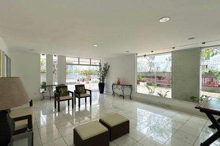 Apartamento para alugar com 101m², 3 quartos e 1 vaga