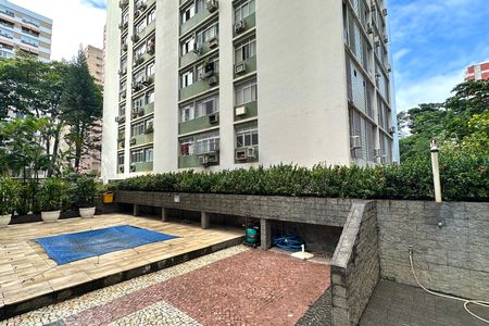 Apartamento para alugar com 101m², 3 quartos e 1 vaga