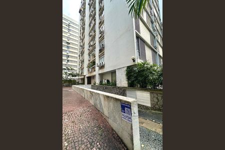 Apartamento para alugar com 101m², 3 quartos e 1 vaga