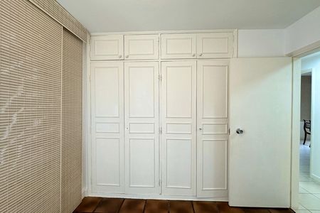 Apartamento para alugar com 101m², 3 quartos e 1 vaga