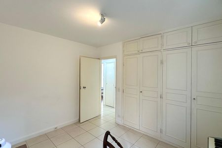 Apartamento para alugar com 101m², 3 quartos e 1 vaga