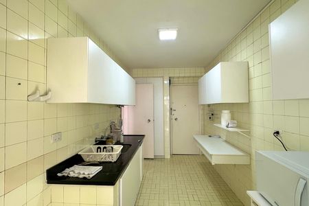 Apartamento para alugar com 101m², 3 quartos e 1 vaga