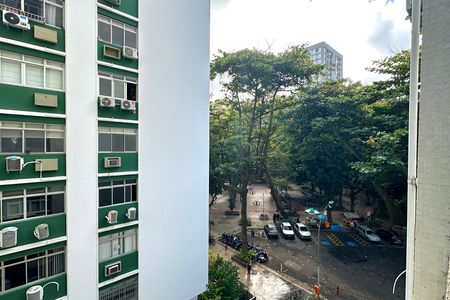 Apartamento para alugar com 101m², 3 quartos e 1 vaga