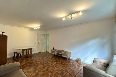 Apartamento para alugar com 101m², 3 quartos e 1 vaga