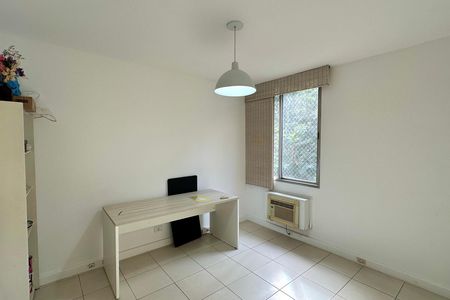 Apartamento para alugar com 101m², 3 quartos e 1 vaga