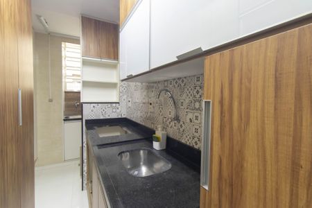 Apartamento para alugar com 60m², 2 quartos e 1 vaga Apartamento para alugar com 60m², 2 quartos e 1 vagaCozinha e Área de Serviço