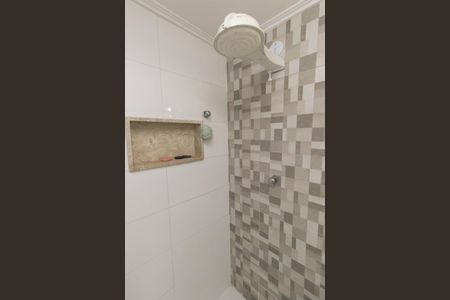 Banheiro de apartamento para alugar com 2 quartos, 60m² em Paraíso, São Gonçalo