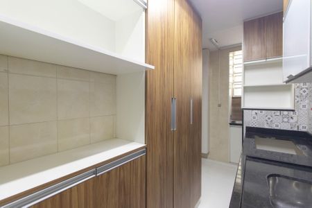 Apartamento para alugar com 60m², 2 quartos e 1 vaga Apartamento para alugar com 60m², 2 quartos e 1 vagaCozinha e Área de Serviço