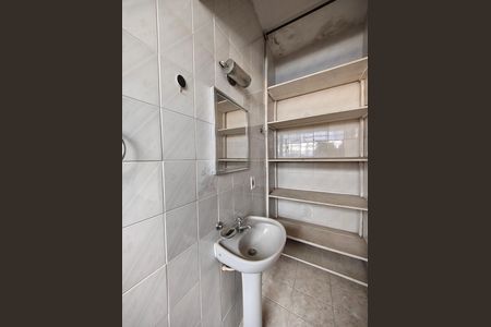 Casa para alugar com 200m², 3 quartos e sem vaga Casa para alugar com 200m², 3 quartos e sem vagaBanheiro da Suíte