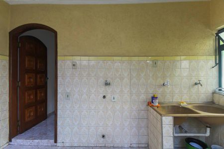 Casa para alugar com 250m², 2 quartos e 2 vagas Casa para alugar com 250m², 2 quartos e 2 vagasÁrea de Serviço