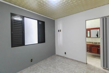 Casa para alugar com 250m², 2 quartos e 2 vagas Casa para alugar com 250m², 2 quartos e 2 vagasSuite