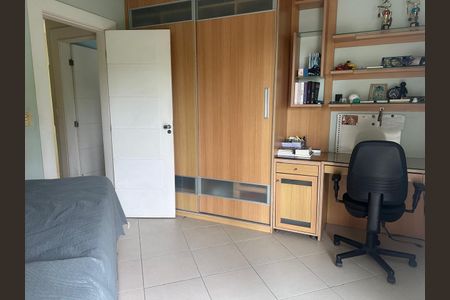 Casa de Condomínio para alugar com 3 quartos, 276m² em Sapê, Niterói