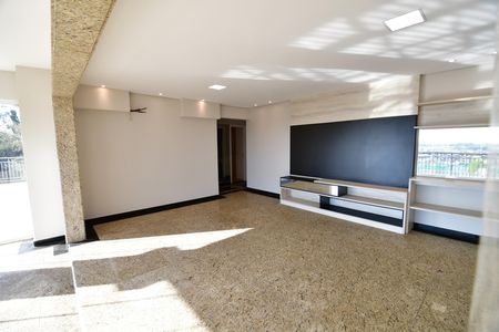 Apartamento à venda com 184m², 3 quartos e 3 vagasSala