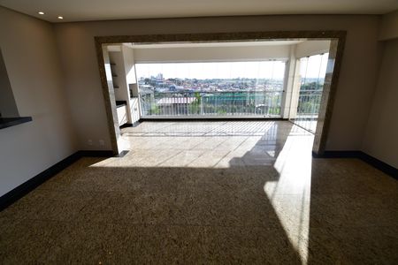 Apartamento à venda com 184m², 3 quartos e 3 vagasSala