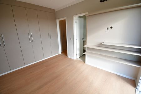 Apartamento à venda com 184m², 3 quartos e 3 vagasQuarto 3 - Suíte