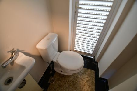 Apartamento à venda com 184m², 3 quartos e 3 vagasBanheiro de serviço