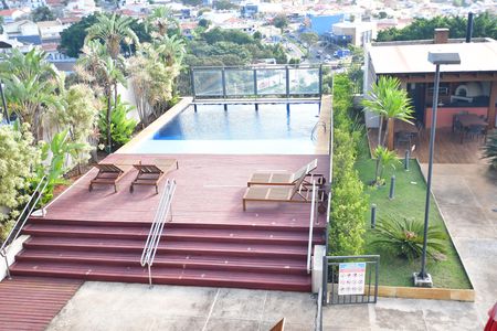 Apartamento à venda com 184m², 3 quartos e 3 vagasÁrea comum - Piscina