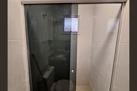 Banheiro de apartamento à venda com 2 quartos, 74m² em Jardim Alvorada, Santo André
