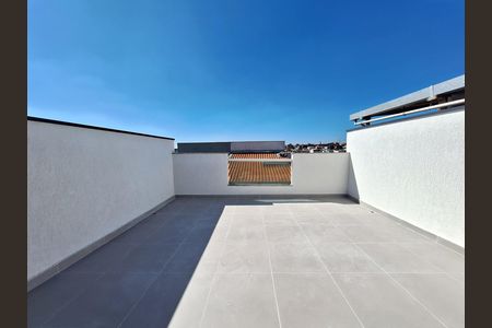 Apartamento à venda com 74m², 2 quartos e 1 vaga Apartamento à venda com 74m², 2 quartos e 1 vagaCobertura