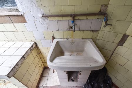Casa para alugar com 30m², 1 quarto e sem vaga Casa para alugar com 30m², 1 quarto e sem vagaÁrea de serviço