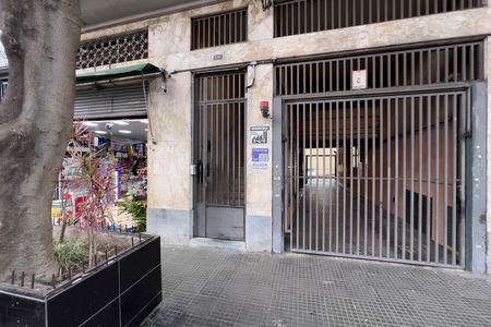 Apartamento para alugar com 130m², 3 quartos e sem vaga Apartamento para alugar com 130m², 3 quartos e sem vagaFachada