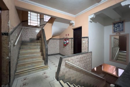 Hall de entrada de apartamento para alugar com 3 quartos, 130m² em Liberdade, São Paulo