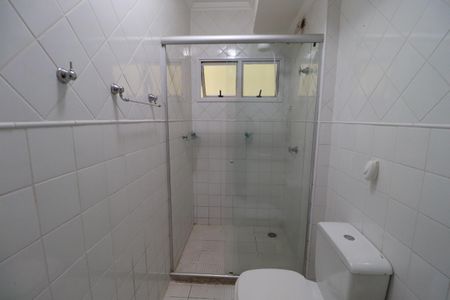 Banheiro  de apartamento para alugar com 1 quarto, 40m² em Nova Ribeirânia, Ribeirão Preto