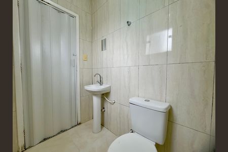 Studio para alugar com 43m², 1 quarto e sem vaga Studio para alugar com 43m², 1 quarto e sem vagaBanheiro