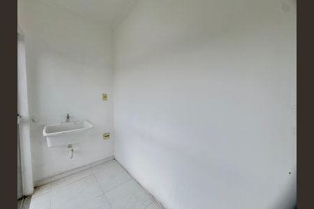 Área de Serviço de kitnet/studio para alugar com 1 quarto, 43m² em Vila Galvão, Guarulhos