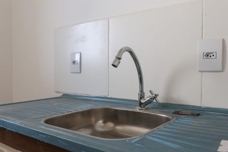 Cozinha de apartamento para alugar com 2 quartos, 43m² em Jardim Tres Irmaos, Taboão da Serra