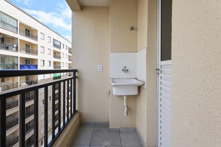 Área de Serviço de apartamento para alugar com 2 quartos, 43m² em Jardim Tres Irmaos, Taboão da Serra