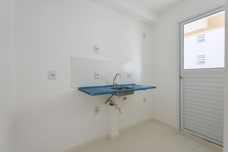 Cozinha de apartamento para alugar com 2 quartos, 43m² em Jardim Tres Irmaos, Taboão da Serra
