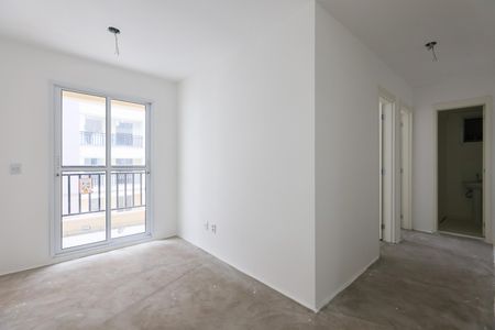 Sala de apartamento para alugar com 2 quartos, 43m² em Jardim Tres Irmaos, Taboão da Serra