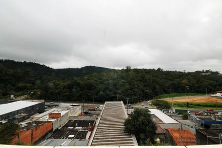 Vista Lavanderia de apartamento para alugar com 1 quarto, 50m² em Centro, Cotia