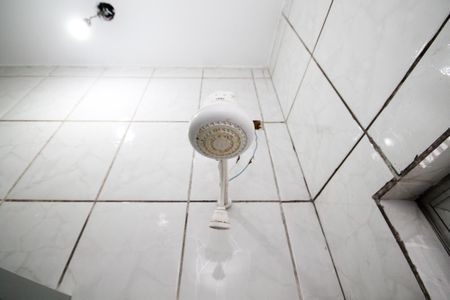 Banheiro de apartamento para alugar com 1 quarto, 50m² em Centro, Cotia