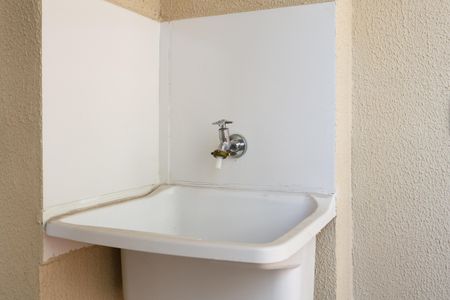 Área de Serviço de apartamento para alugar com 2 quartos, 43m² em Jardim Tres Irmaos, Taboão da Serra