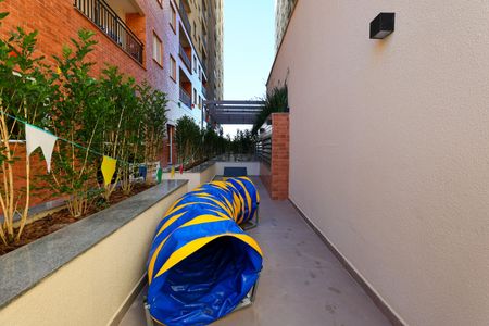 Área comum de apartamento para alugar com 2 quartos, 43m² em Jardim Tres Irmaos, Taboão da Serra