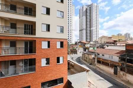 Vista do Quarto 2 de apartamento para alugar com 2 quartos, 43m² em Jardim Tres Irmaos, Taboão da Serra
