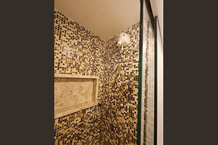 Apartamento para alugar com 45m², 1 quarto e 1 vaga Apartamento para alugar com 45m², 1 quarto e 1 vagaBanheiro da Suíte