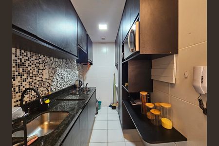 Cozinha de apartamento para alugar com 1 quarto, 45m² em Luiz Anselmo, Salvador