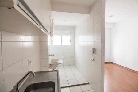 Cozinha de apartamento à venda com 2 quartos, 51m² em Vila Sao Joao, Barueri