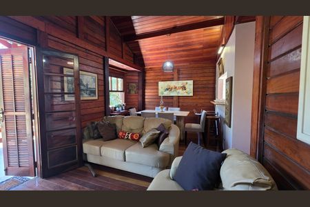 Sala  de casa de condomínio à venda com 5 quartos, 280m² em Condados da Lagoa, Lagoa Santa
