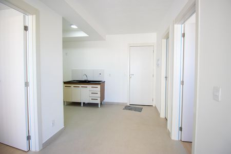 Sala de apartamento para alugar com 2 quartos, 38m² em Irajá, Rio de Janeiro