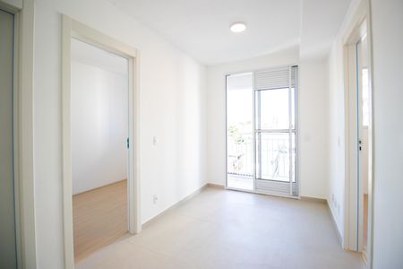 Sala de apartamento para alugar com 2 quartos, 38m² em Irajá, Rio de Janeiro