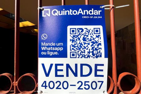 Placa de casa à venda com 4 quartos, 141m² em City América, São Paulo