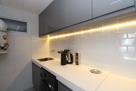 Apartamento para alugar com 56m², 1 quarto e 1 vaga Apartamento para alugar com 56m², 1 quarto e 1 vagaCozinha