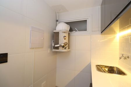 Área de Serviço de apartamento para alugar com 1 quarto, 56m² em Jardim Armação, Salvador