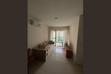 Apartamento à venda com 76m², 2 quartos e 1 vaga Apartamento à venda com 76m², 2 quartos e 1 vagaSala
