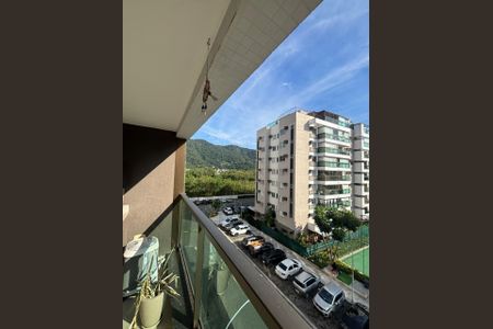 Apartamento à venda com 76m², 2 quartos e 1 vaga Apartamento à venda com 76m², 2 quartos e 1 vagaVista