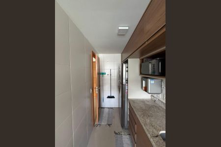 Apartamento à venda com 76m², 2 quartos e 1 vaga Apartamento à venda com 76m², 2 quartos e 1 vagaCozinha